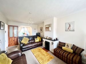 Living Room- click for photo gallery